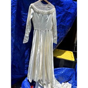 VINTAGE Miriam of New York wedding dress waist:30 Bust: 36